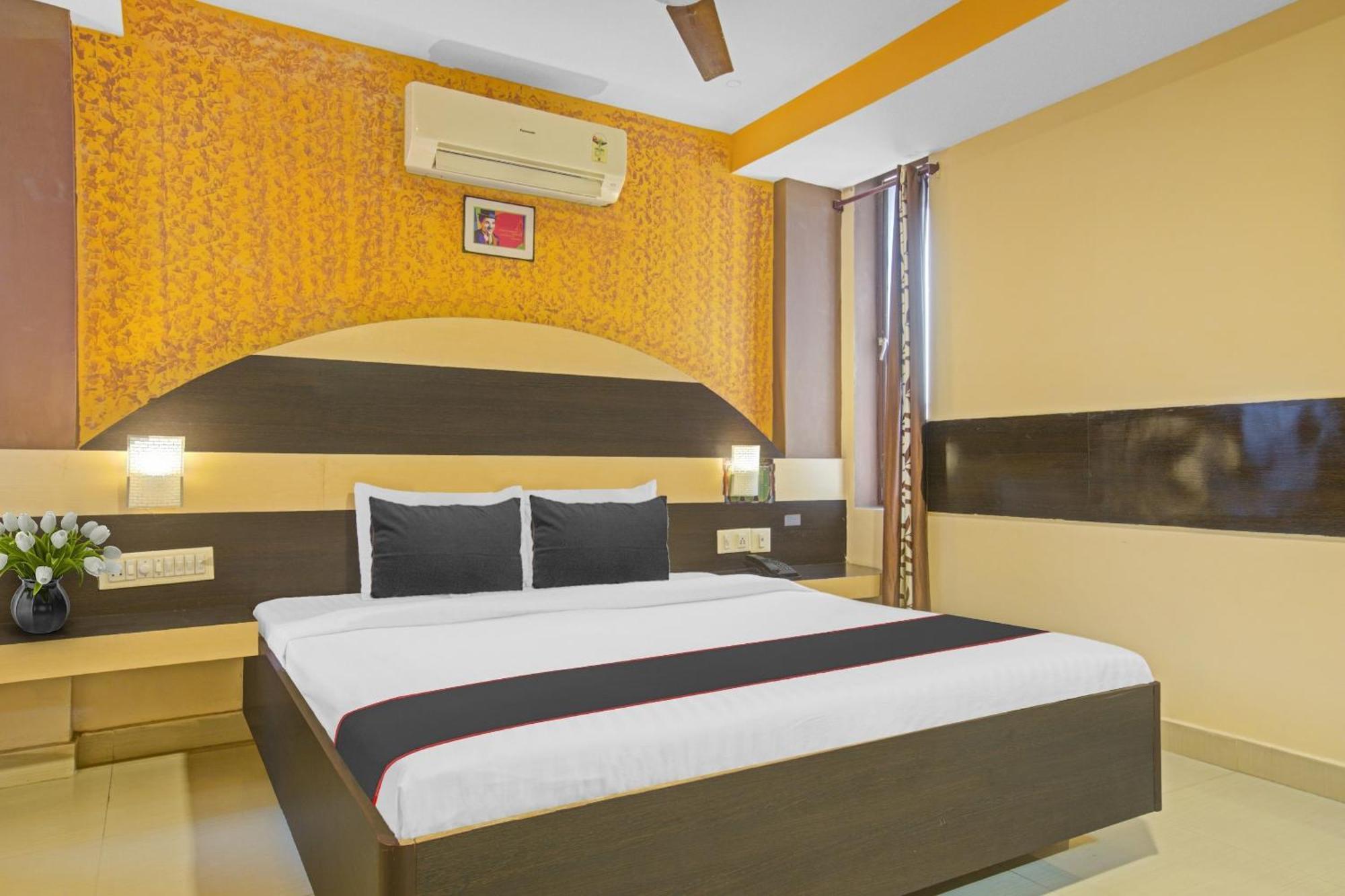 Collection O Mgr Inn Pondicherry Esterno foto