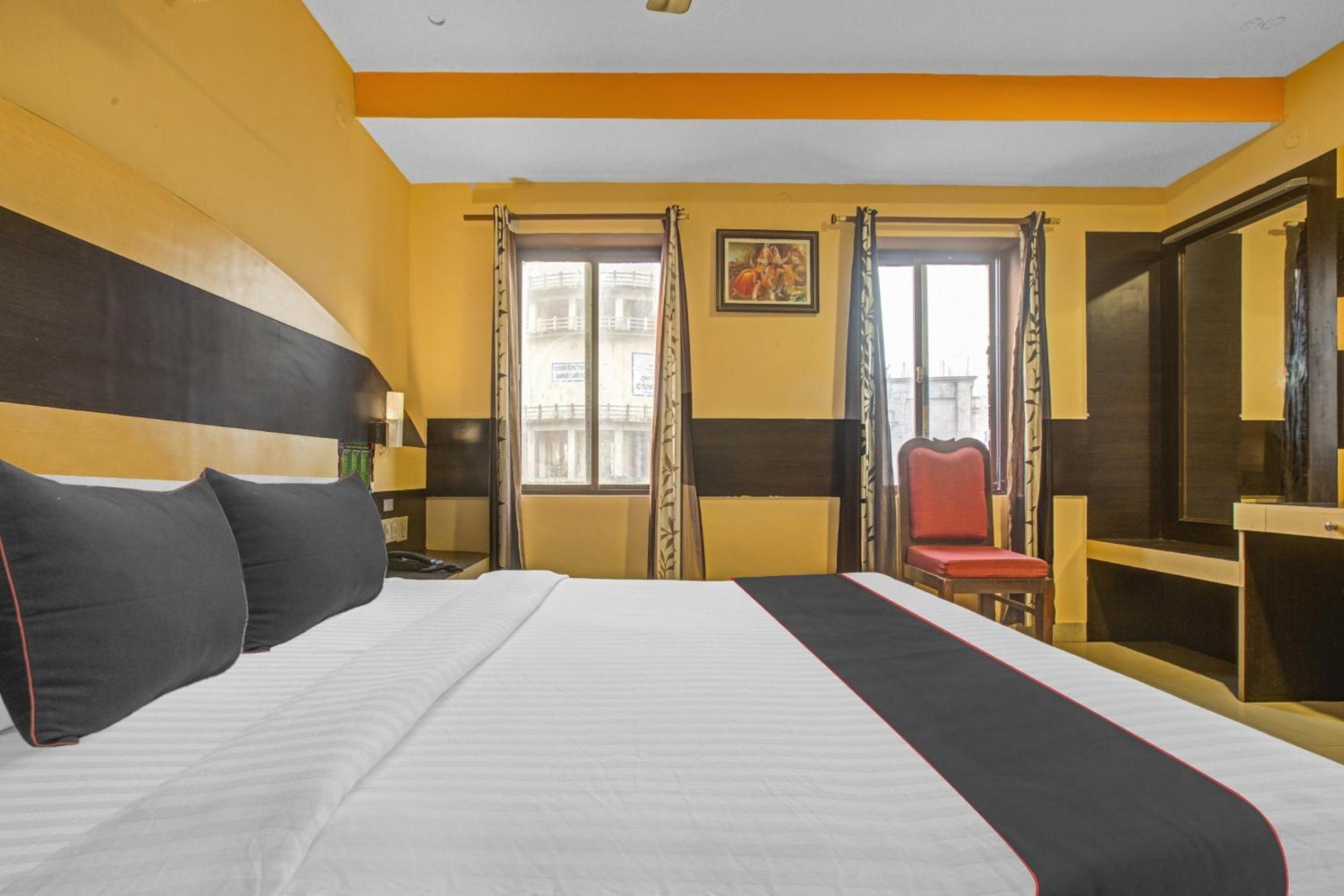 Collection O Mgr Inn Pondicherry Esterno foto